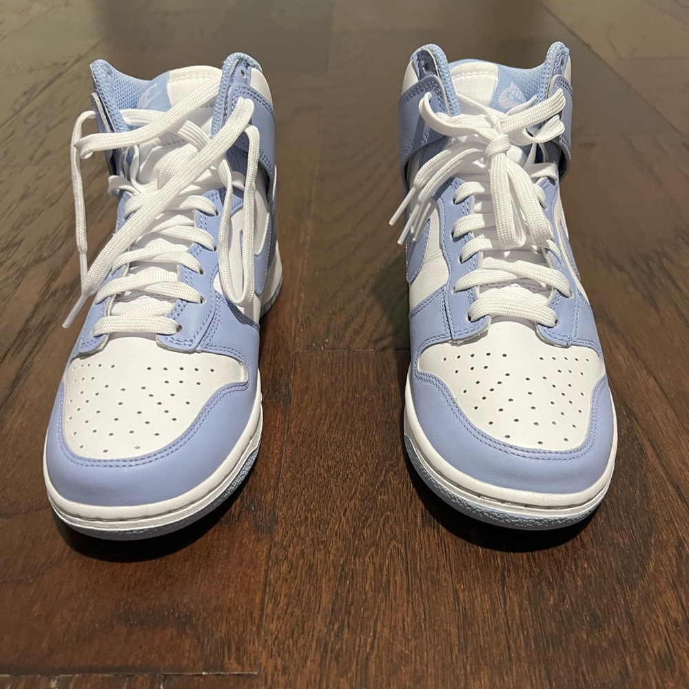 Size 7 - Nike Dunk High Aluminum W